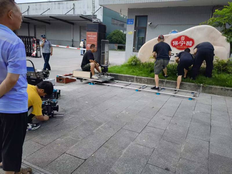 理塘县广告片拍摄公司核心优势：全流程服务，让品牌广告片省心更出彩