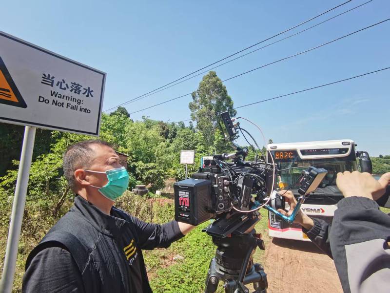 理塘县TVC拍摄公司：深耕本地市场，为品牌定制专属拍摄方案